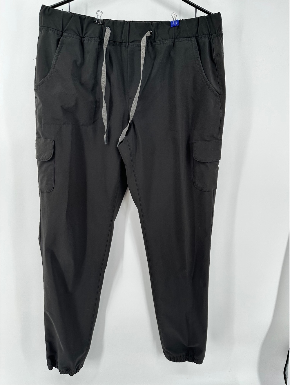 Eddie Bauer Men’s Cargo Jogger Pants – Size M